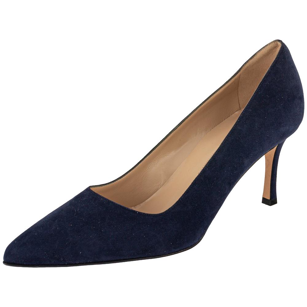 Manolo Blahnik Size 38.5 Navy Suede Heels