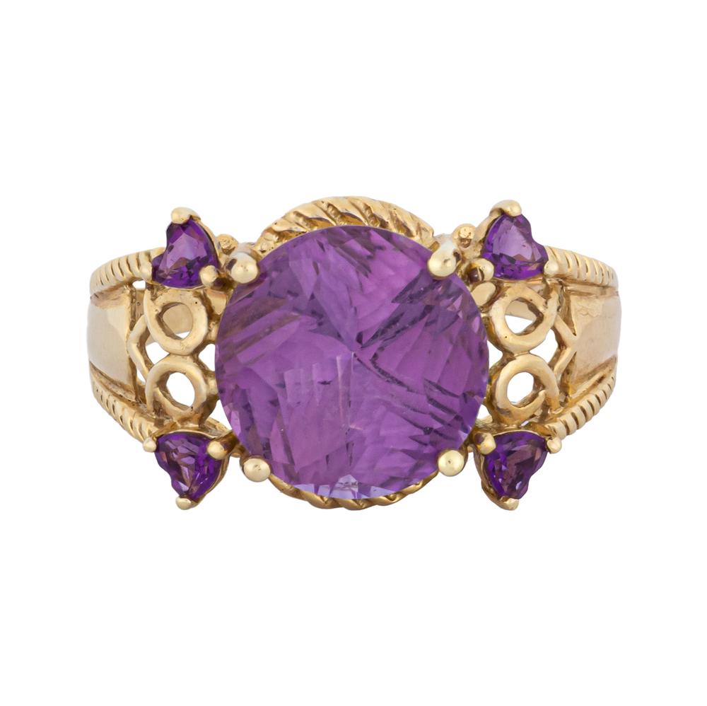 10k Gold Size 10 Amethyst Ring