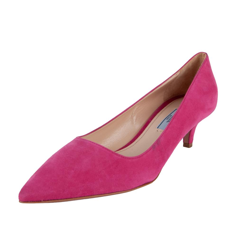 Prada Size 39.5 Pink Pointed Toe Pumps