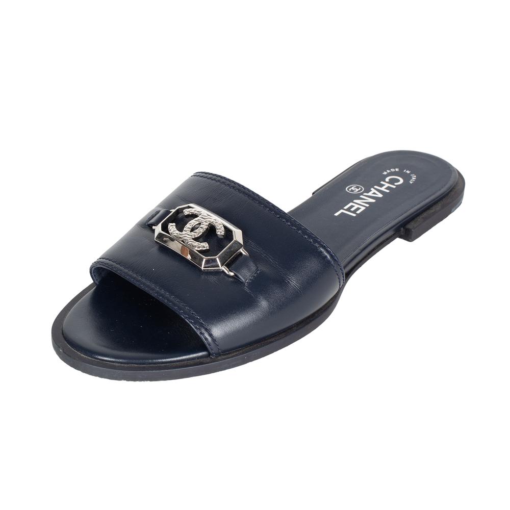 Chanel Interlocking Cc Size 39 Slides