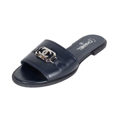 Chanel Interlocking CC Size 39 Slides