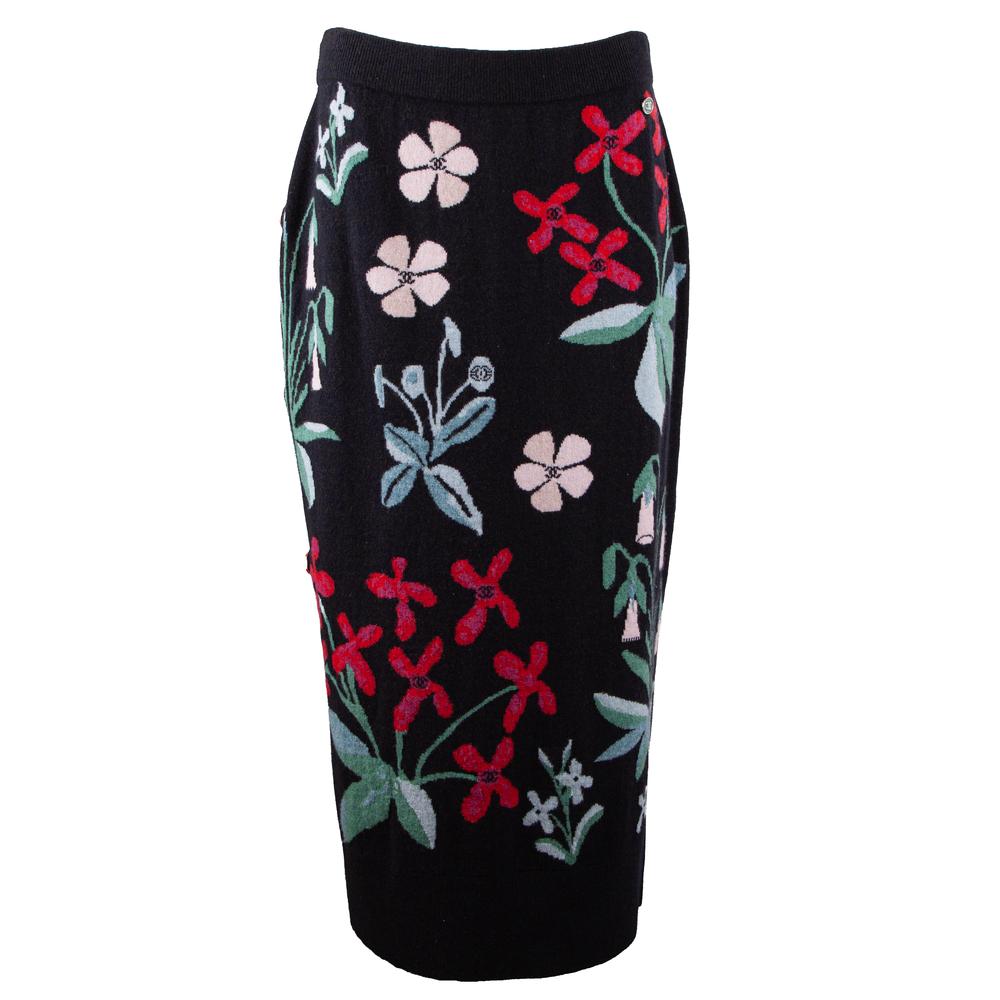 Chanel Size 42 Floral Cashmere Skirt