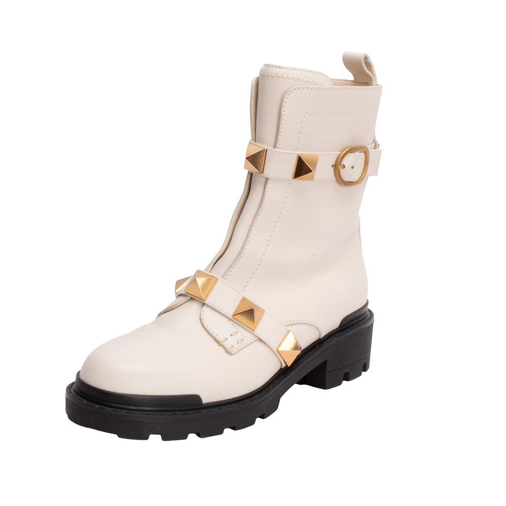 Valentino Size 38 Boots