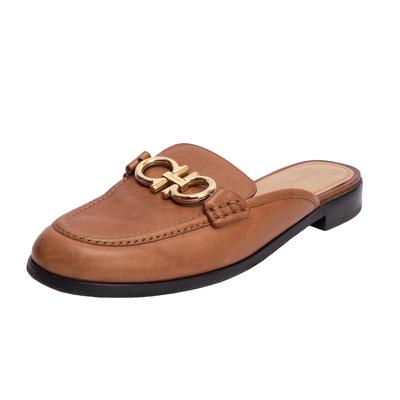 Salvatore Ferragamo Size 8 Brown Mules