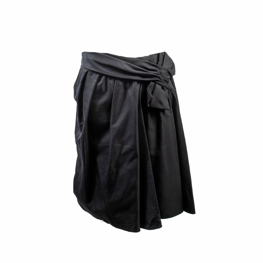  Valentino Size 8 Black Bow Skirt