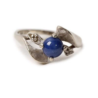 GTR Size 5 14 Karat White Gold Ring with Blue Sapphire and Diamonds