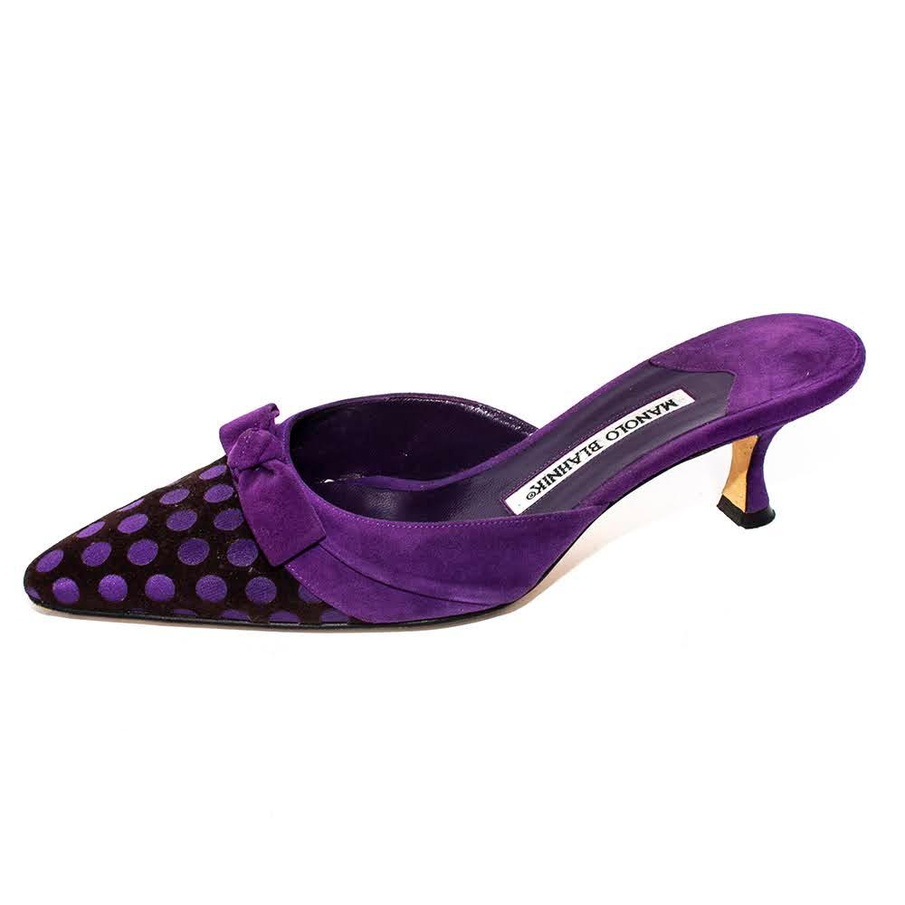  Manolo Blahnik Size 36.5 Purple Suede Heels
