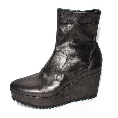 Pedro Garcia Size 37.5 Black Platform Boots