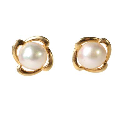 14 Karat Gold Pearl Post Earrings