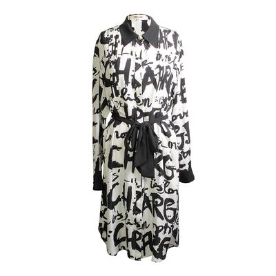 Diane Von Furstenberg Size Medium Script Print Silk Dress 
