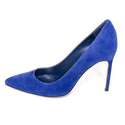 New Manolo Blahnik Size 37 Blue Suede Heels
