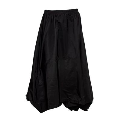 Planet Size Medium Black Skirt