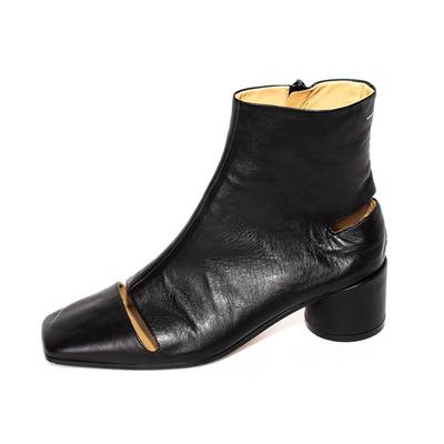 Maison Martin Margiela Size 36.5 Black Leather Cut-Out Ankle Boots