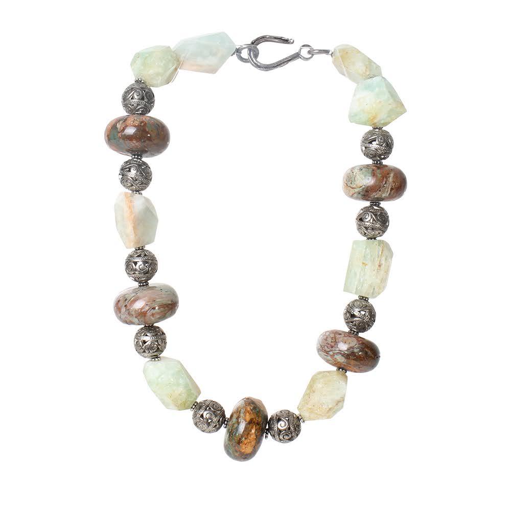  Carved Agate Fluorite Necklace