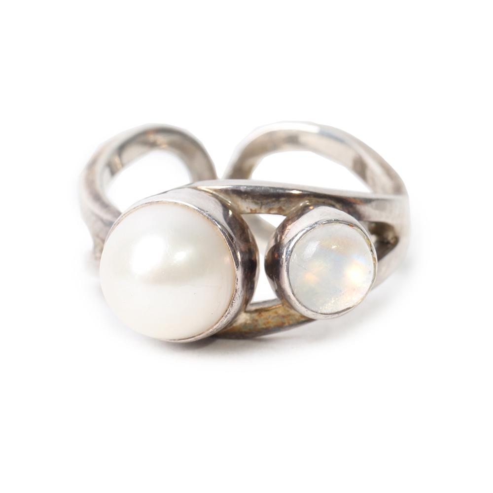  Lilly Barrack Size 7.5 Sterling Silver Pearl Ring