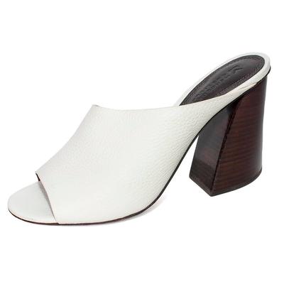 Mercedes Castillo Size 8 White Leather Heels