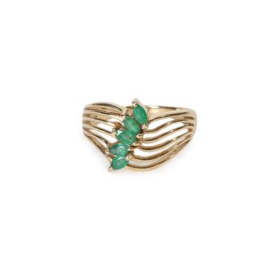 14k Size 7 Gold Green Stone Ring