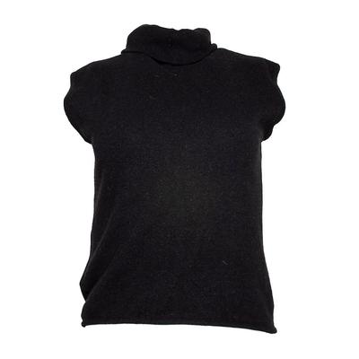 Fendi Size 8 Black Sweater