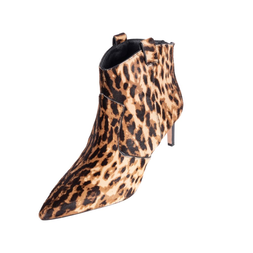  Vera Bradley Size 9.5 Leopard Ankle Boots