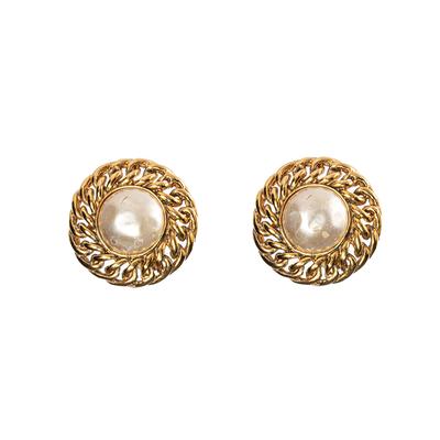 Chanel Vintage Pearl Clip On Earrings