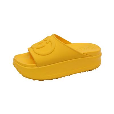 Gucci Size 37 Yellow Sandals