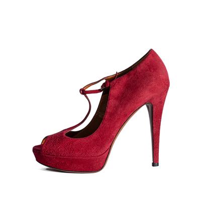 Gucci Size 37.5 Red Suede Heels