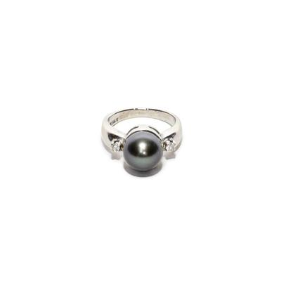 14K White Gold Size 6.5 Black Pearl Diamond Ring